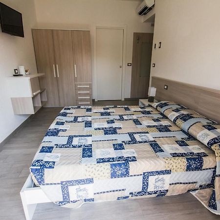 Albergo Aduepassi & Servizio Bike Shuttle Finale Ligure Exterior foto