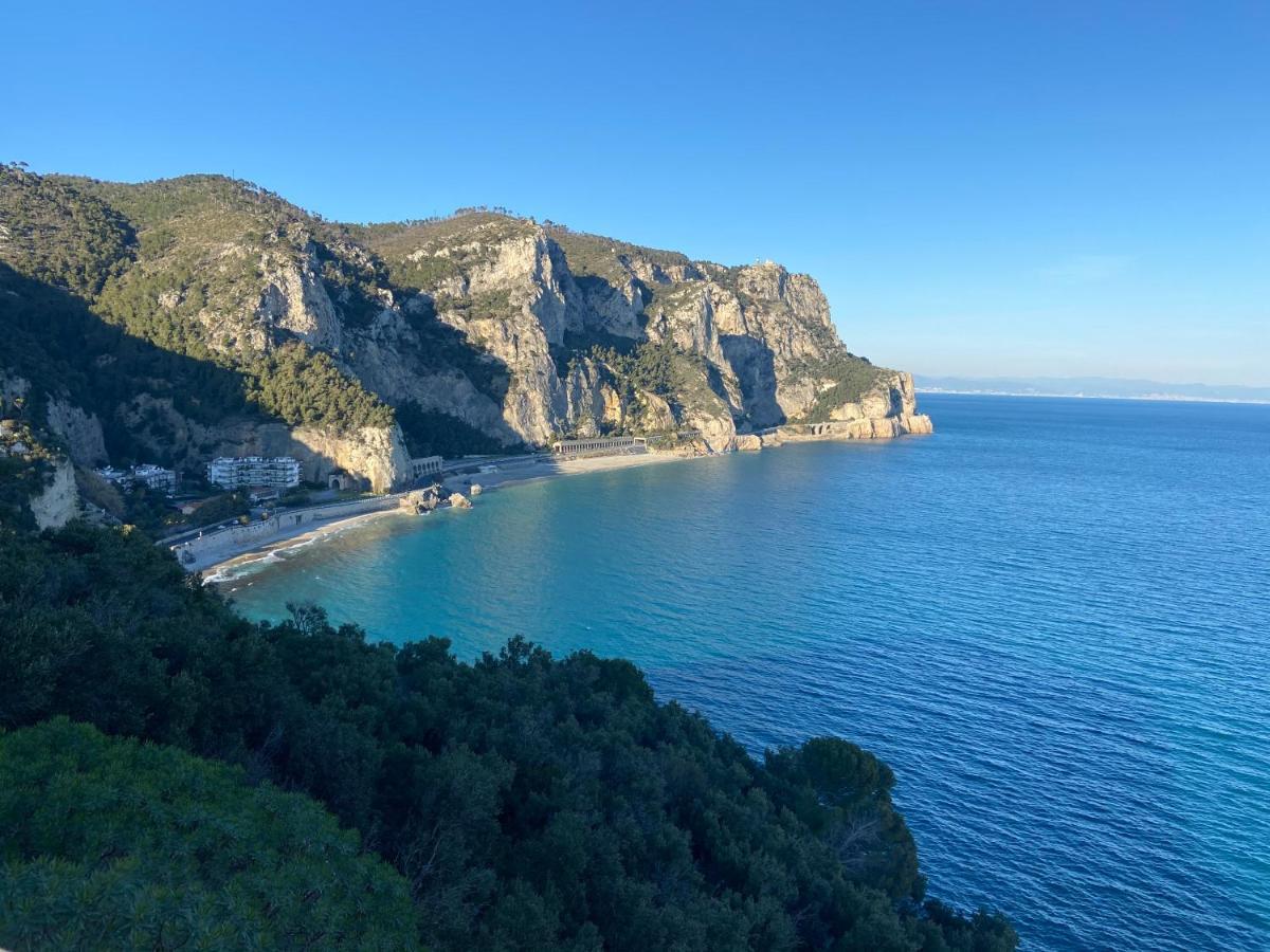 Albergo Aduepassi & Servizio Bike Shuttle Finale Ligure Exterior foto